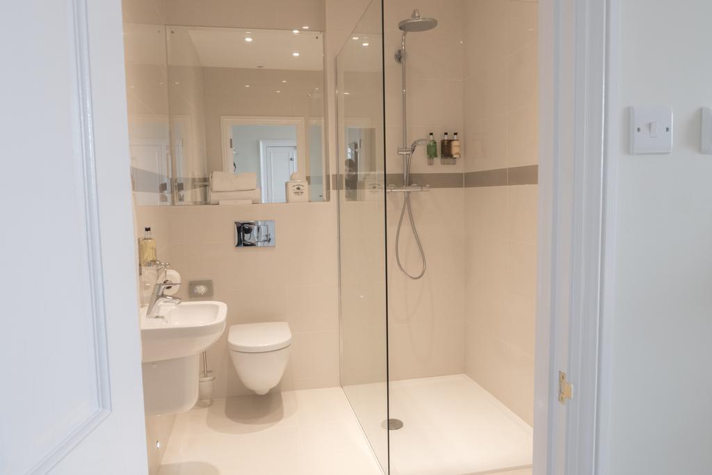Broadway House Luxury Serviced Rooms Exeter Camera foto