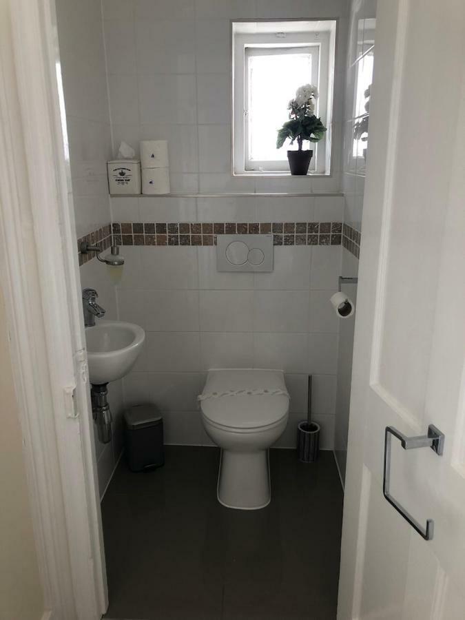 Broadway House Luxury Serviced Rooms Exeter Esterno foto